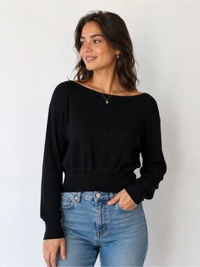 NWOT Spiritual Gangster Ribbed Long Sleeve Crop Top Black